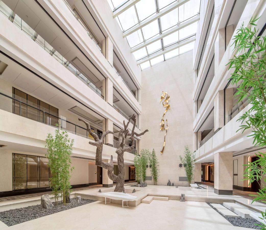Radisson Blu Hotel Wuhan Etd Zone Kültér fotó
